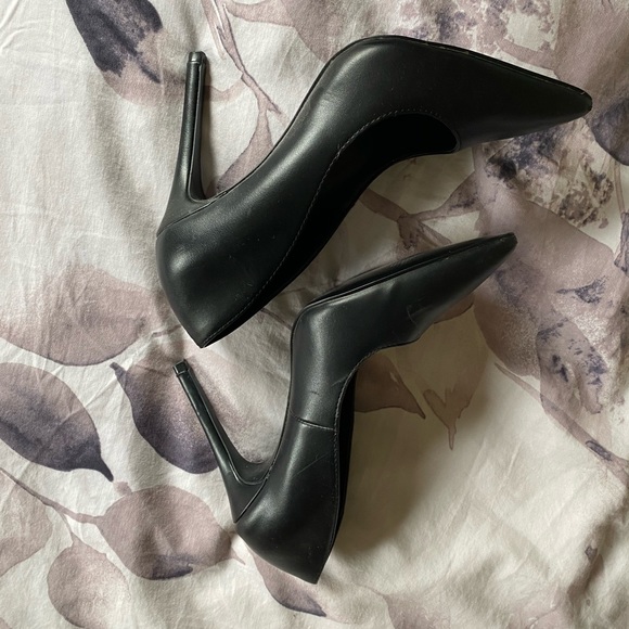 Call it Spring Heels - Picture 4 of 7